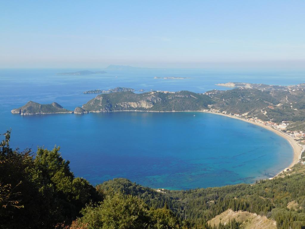 Evgenios Apartment Agios Georgios Pagon