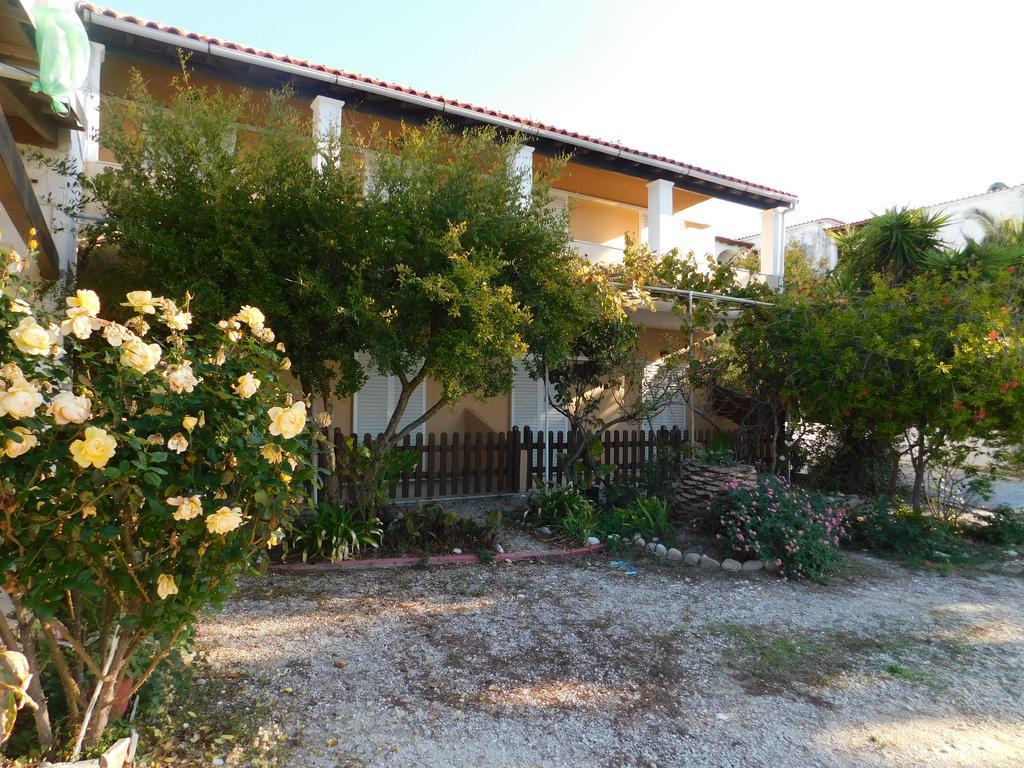 Evgenios Appartement Agios Georgios Pagon